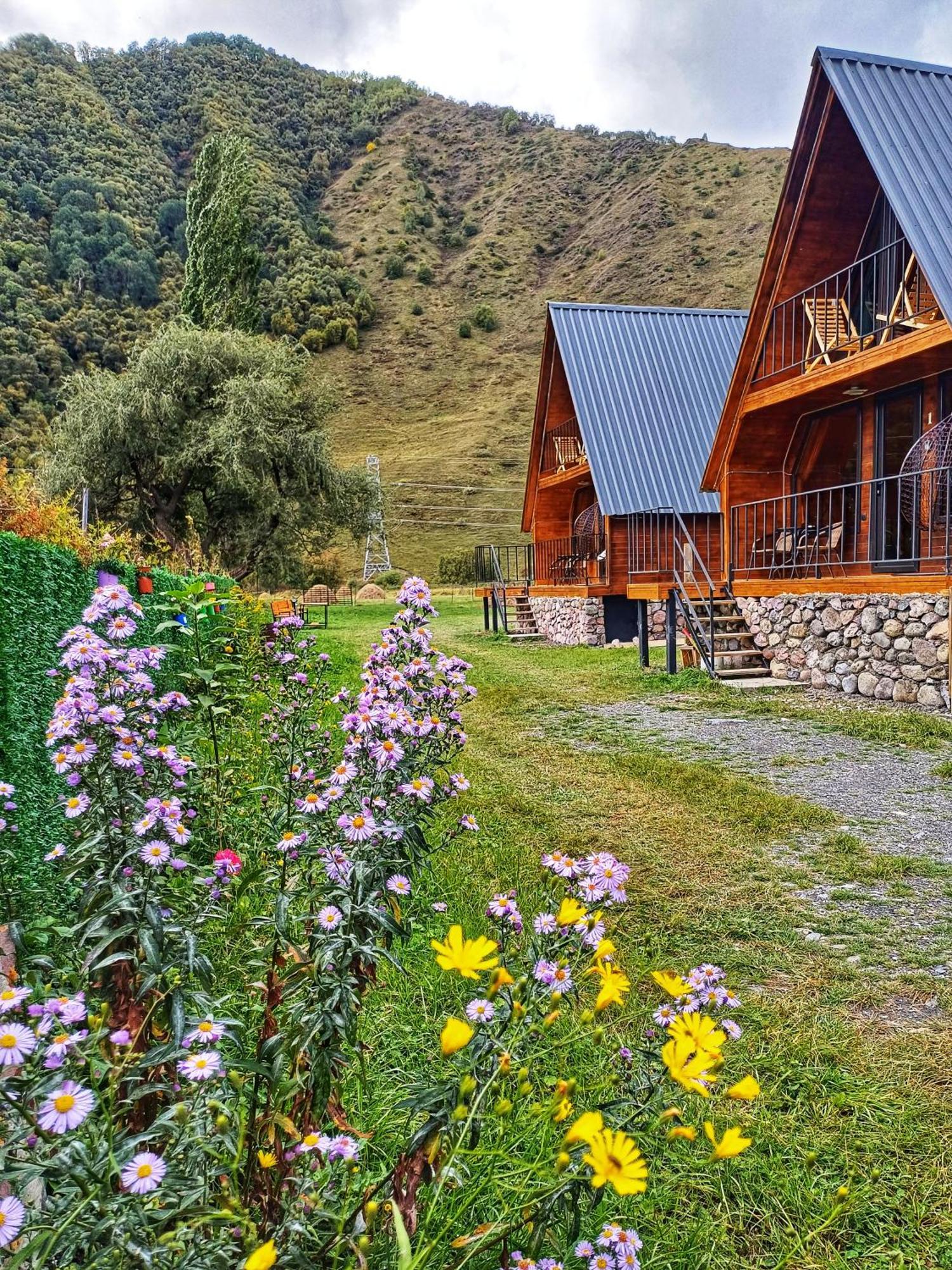Panorama Cottages In Sno Екстер'єр фото